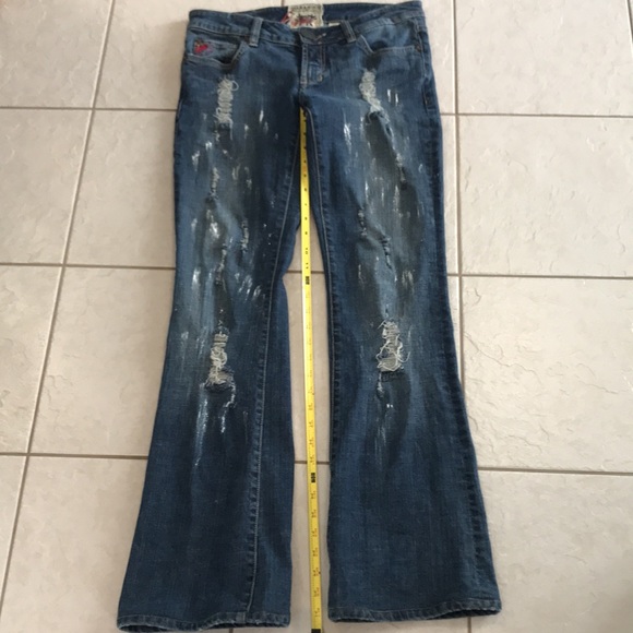 Parasuco denim legend. Distressed denim with paint/sparkle detail - Picture 10 of 16